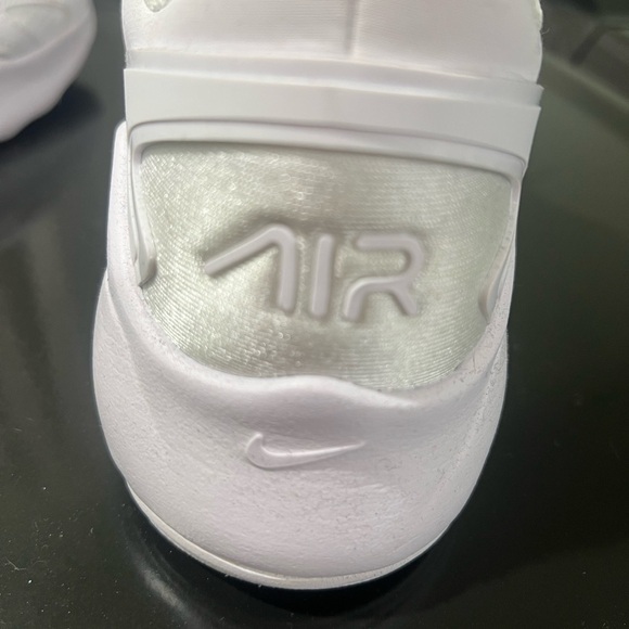 Nike Classic White Athletic Shoes - Picture 6 of 6